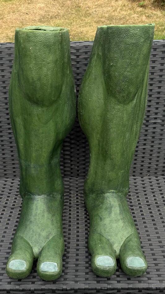 Refurbished pair of legs